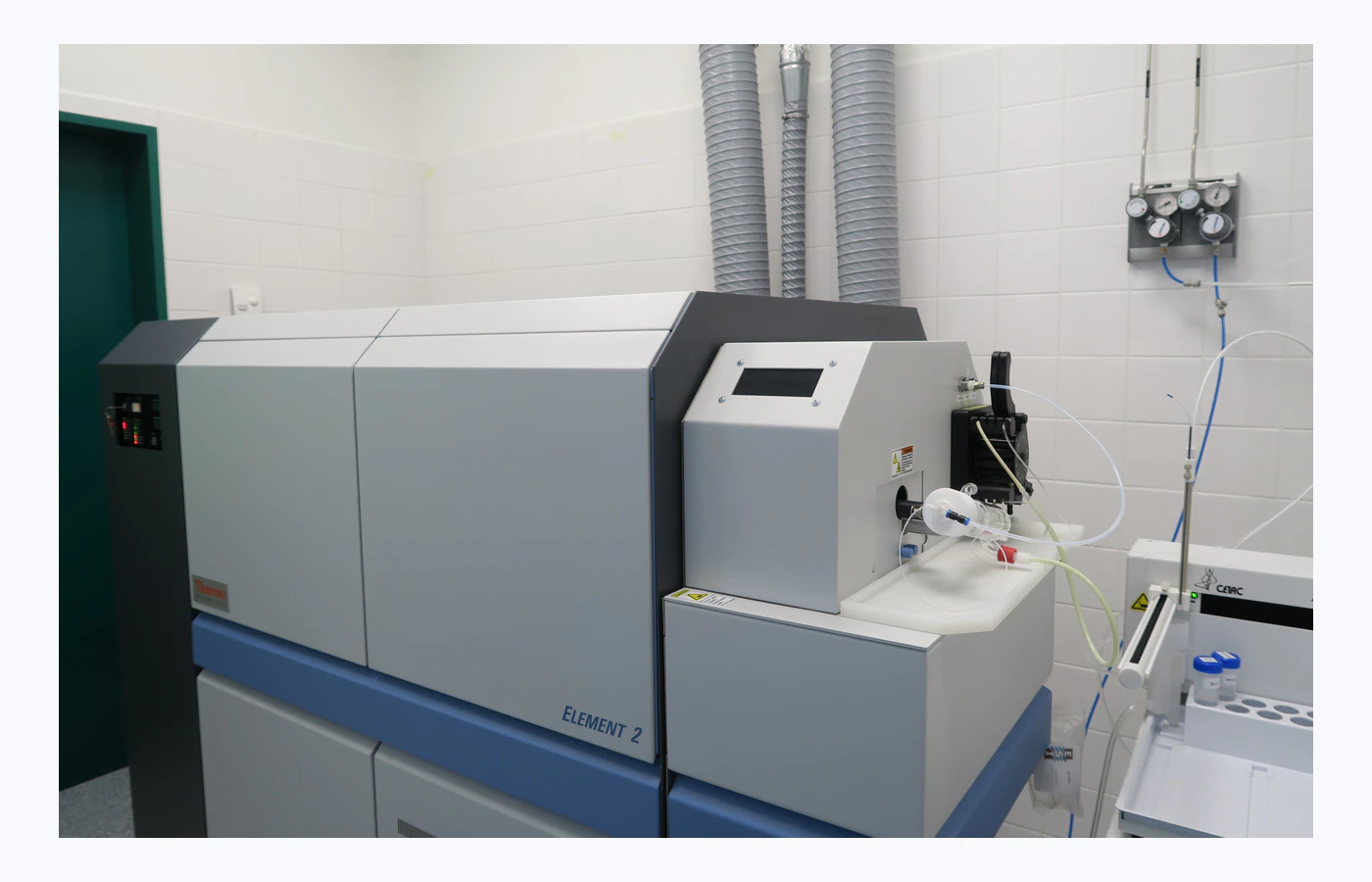 Representative Geochronology / Dating Analysis equipment selected for the TESTDOG service catalogue