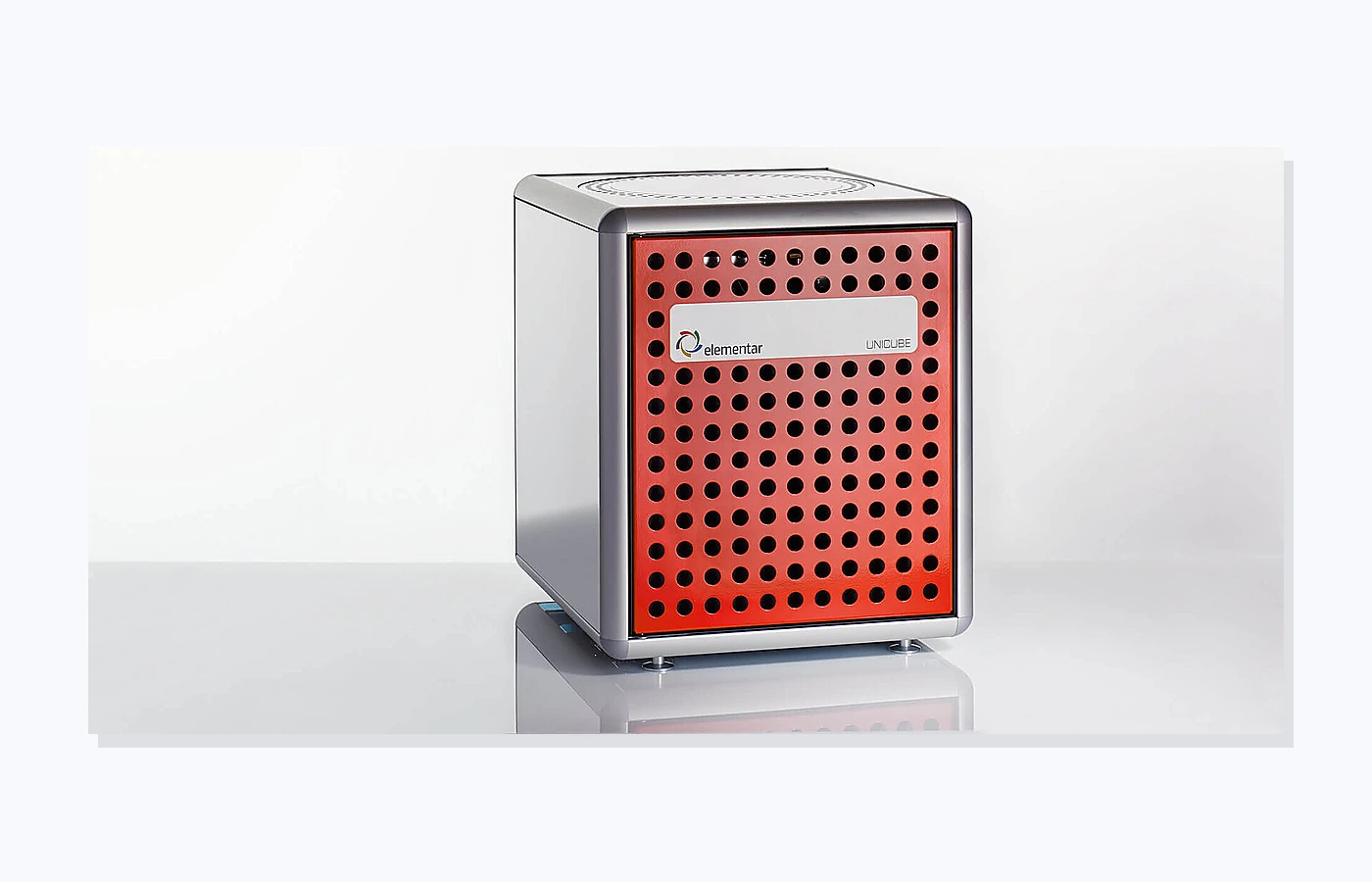 Representative Organic Elemental Analysis equipment selected for the TESTDOG service catalogue