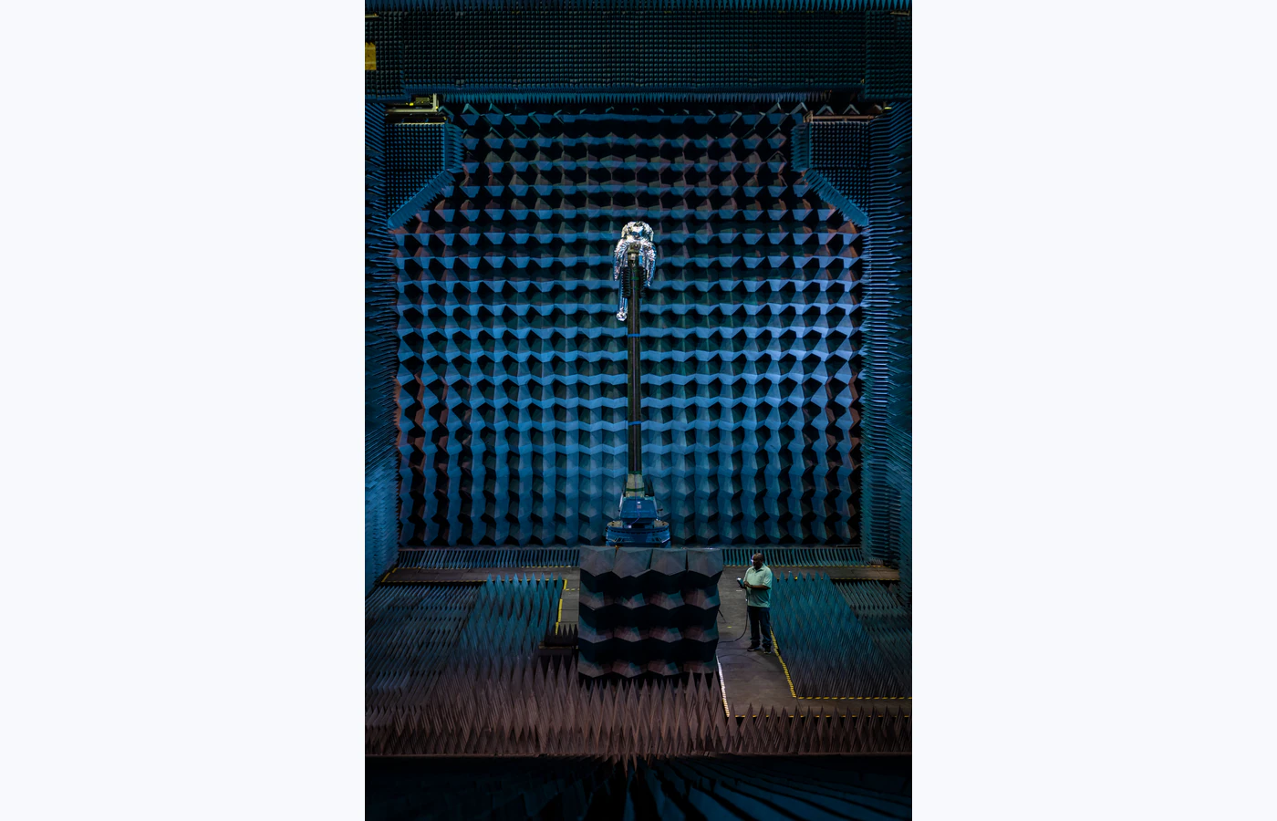 Representative Antenna Near-/Far-Field Anechoic-Chamber Testing equipment selected for the TESTDOG service catalogue